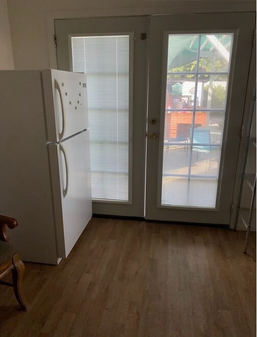 Foto del edificio - 16931 Schoolcraft St