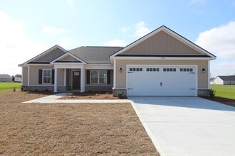 Building Photo - 6083 Forest Dr