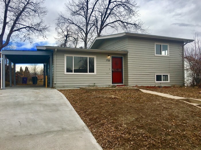 Primary Photo - Beautiful Home in Ruby Hill