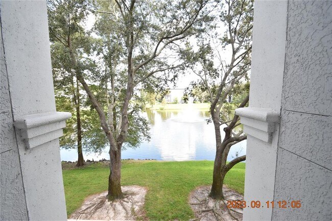 Foto del edificio - 5511 Legacy Crescent Pl