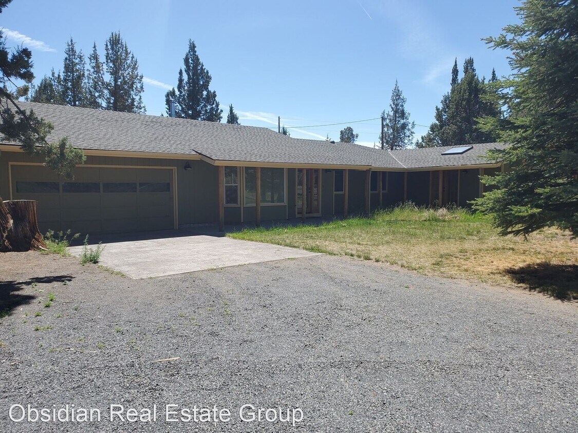 Primary Photo - 4 br, 3 bath House - 25345 Walker Rd.