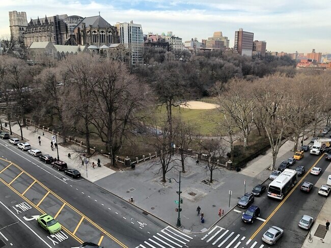 Foto del edificio - CATHEDRAL PARKWAY