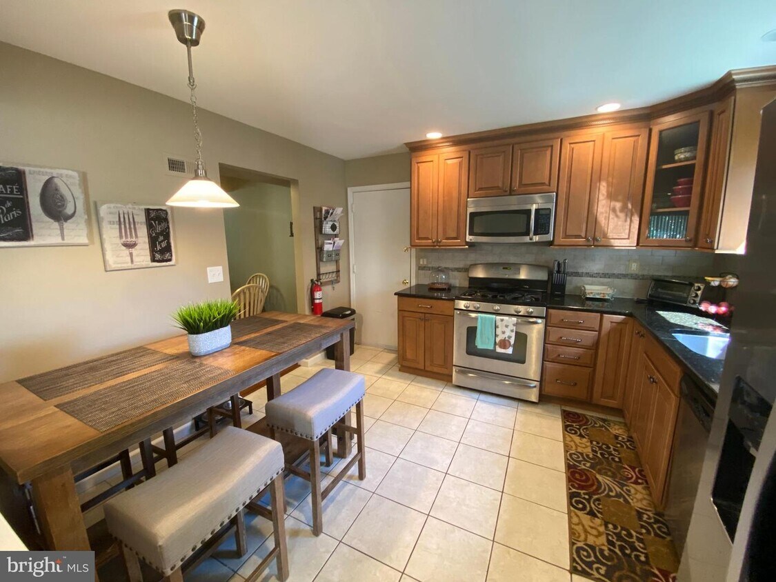 328 Osprey Ln, Voorhees Township, NJ 08043 House for Rent in Voorhees Township, NJ