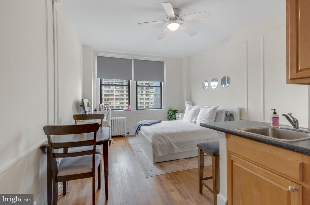 Foto principal - 1324 Locust St