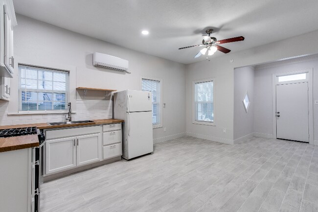 Foto del edificio - 7133 Avenue C