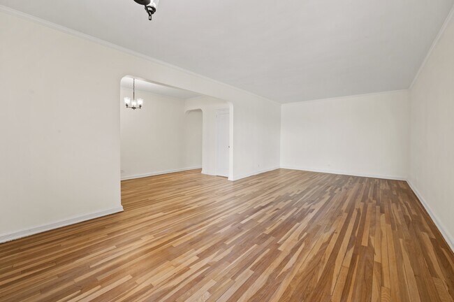 Foto del edificio - 15934 Riverside Dr W