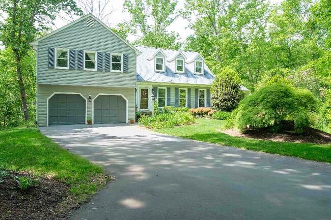 Foto del edificio - 26 Old Sturbridge Rd