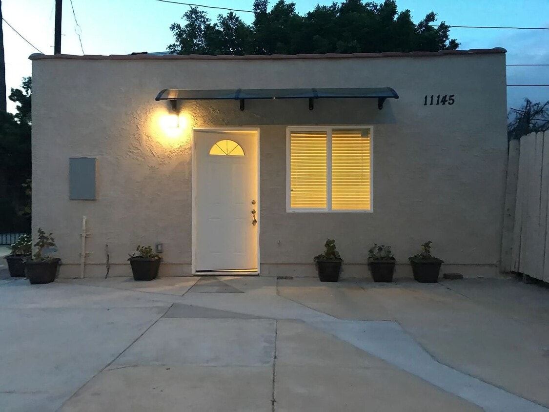 Primary Photo - 11145-Landale-St