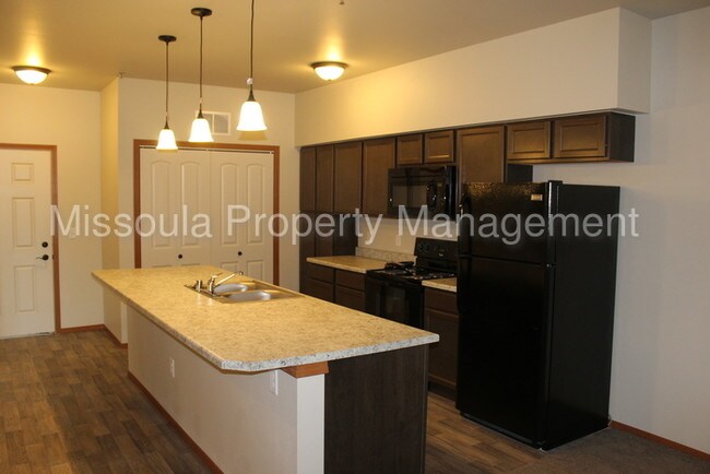 Foto del edificio - 210 N California St
