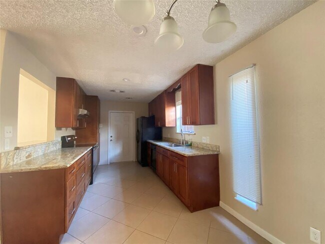 Foto del edificio - 25 Tradewinds Dr