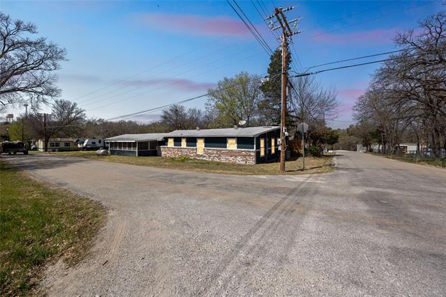 Building Photo - 229 Sherman Dr