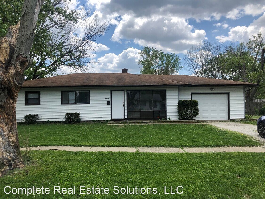 4 br, 1.5 bath House 3054 Auburn Rd. House Rental in Indianapolis