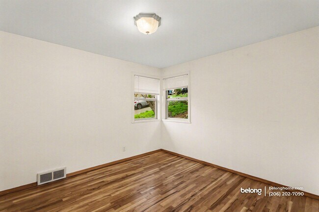 Foto del edificio - 5844 4th Ave NW