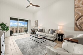 Building Photo - 11801 Venetian Lagoon Dr