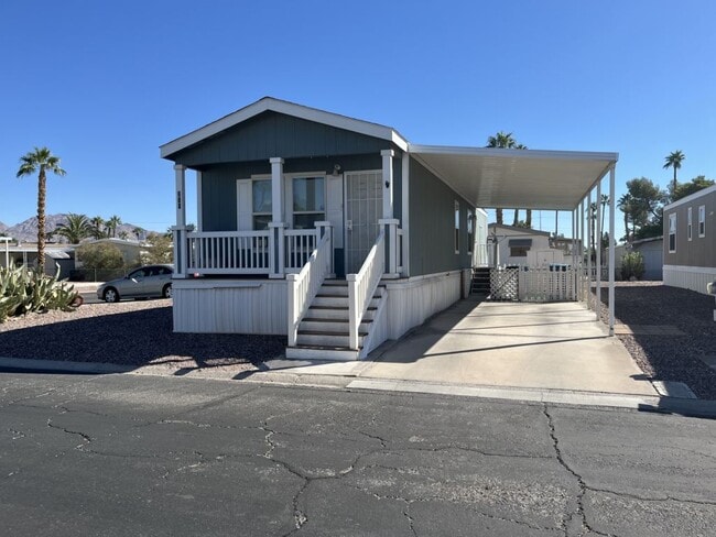 Building Photo - 5303 E Twain Ave