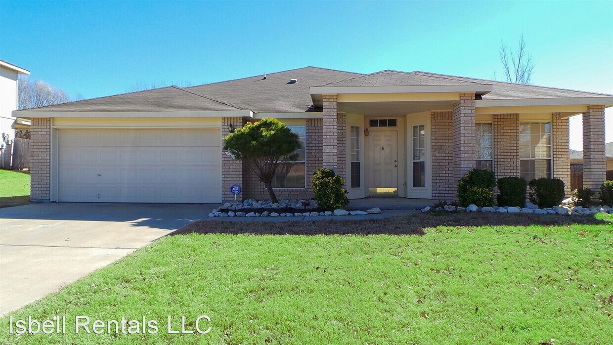 Foto principal - 4 br, 2 bath House - 108 Wickiup Trail