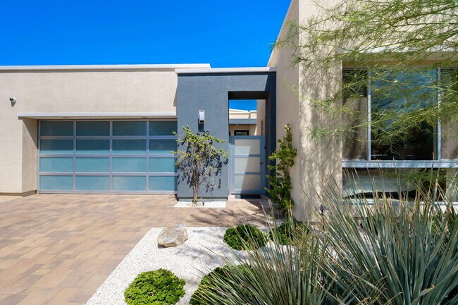 Foto del edificio - 4129 Indigo St