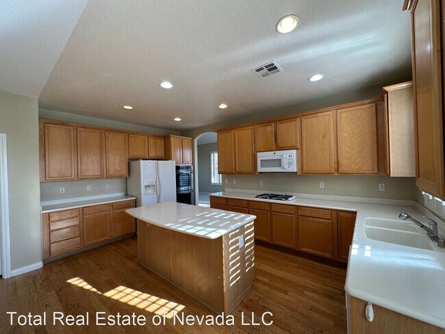 Foto del edificio - 5 br, 3 bath House - 11009 Desert Dove Ave