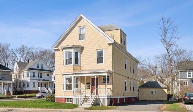 Building Photo - 774 Forest Ave
