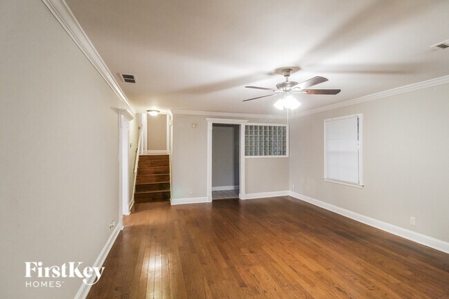 Foto del edificio - 1252 La Mesa Dr