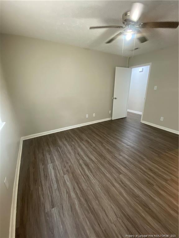 Foto del edificio - 919 Applewood Ln