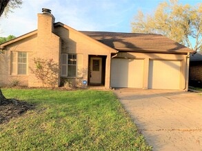 Building Photo - 3127 Pecan Point Dr