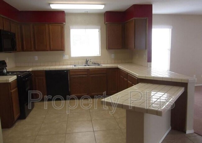 Building Photo - 11323 W Loren Ln