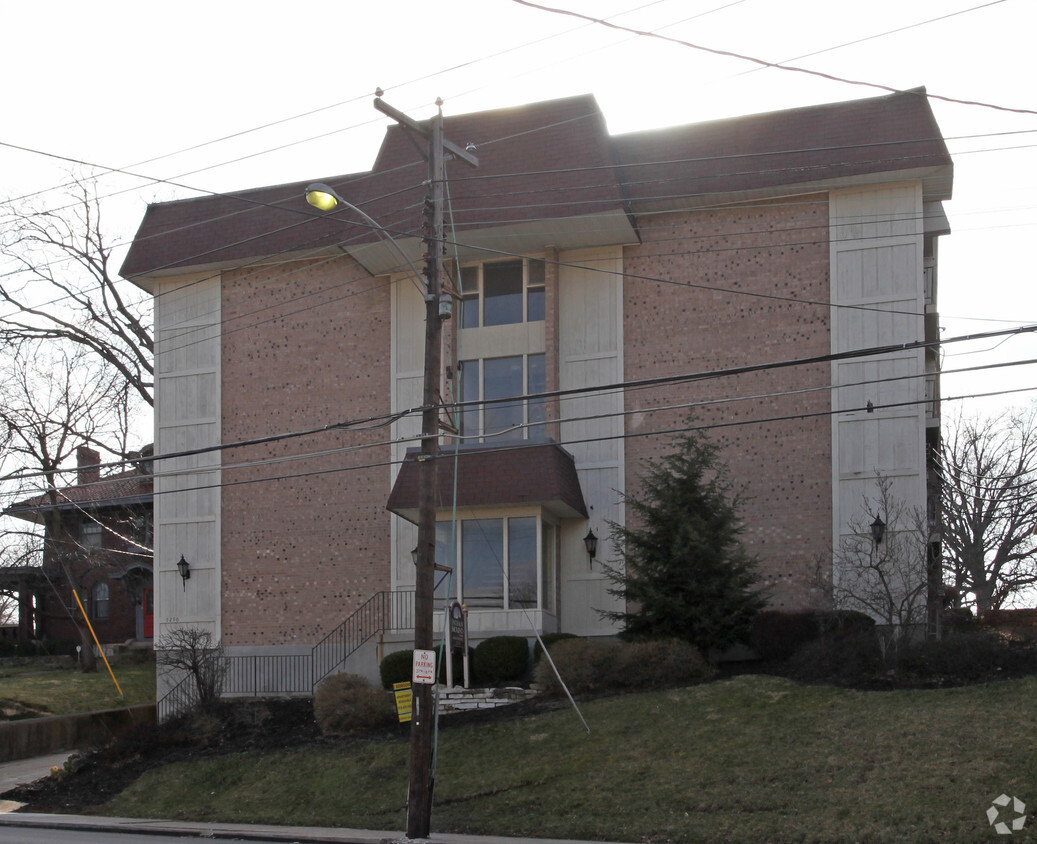 Building Photo - Indian Mound Apartments