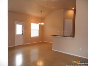 Building Photo - 210 Stone Gate Dr