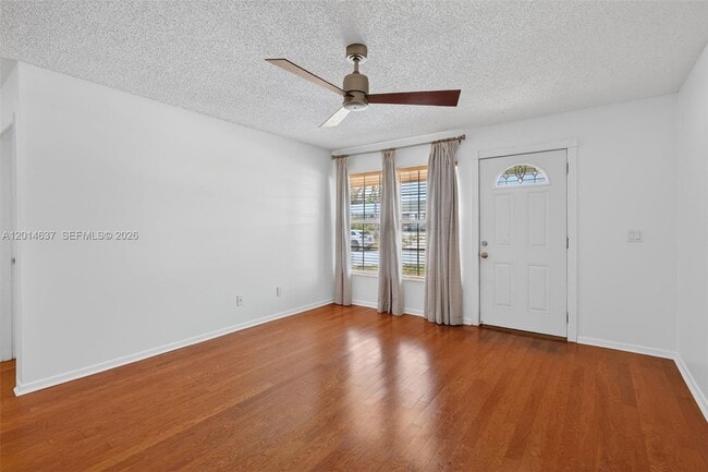 Foto del edificio - 2240 NE Rustic Way