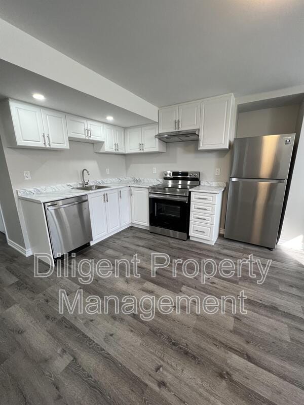 Building Photo - 80 Woolacott Ln