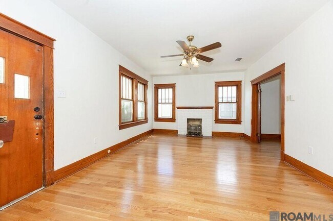 Foto del edificio - 219 Westmoreland Dr