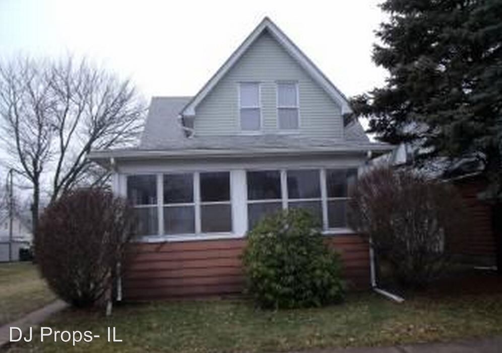 Primary Photo - 1419 11th Street A