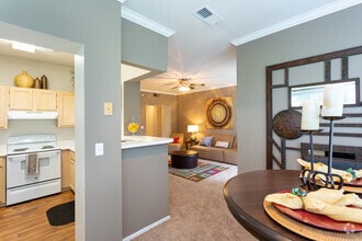 2BR, 2BA - 1104 SF - The Crossings Apartments