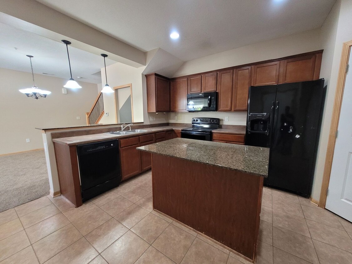 Foto principal - 558 86th St