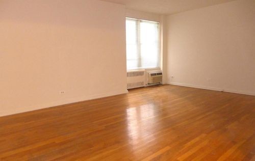 Foto principal - 1370 York Ave