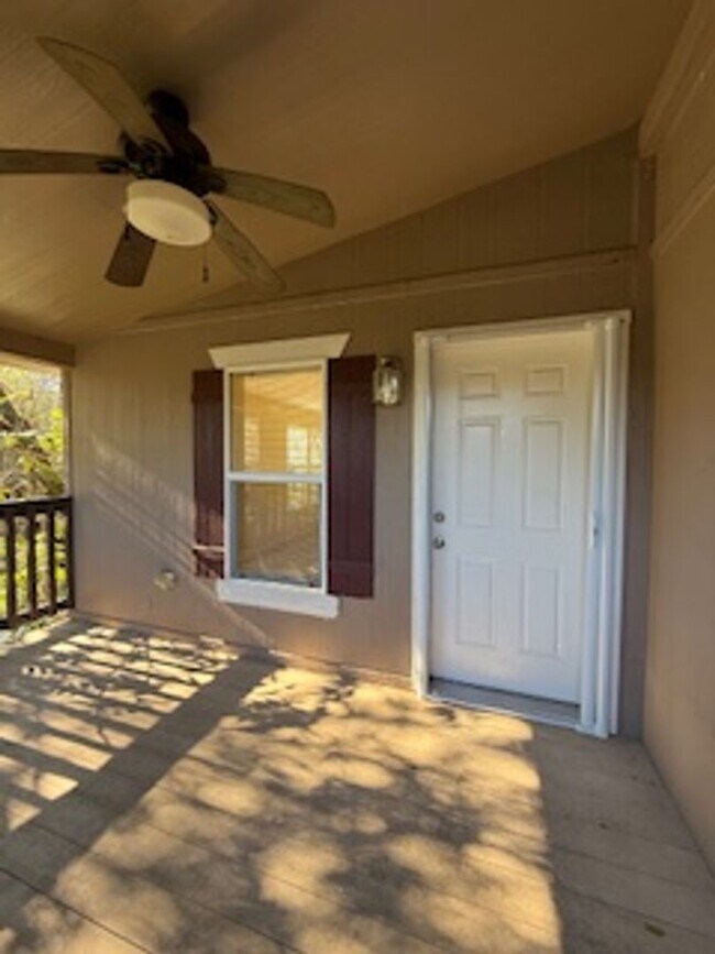 Foto del edificio - Auburn Cutie