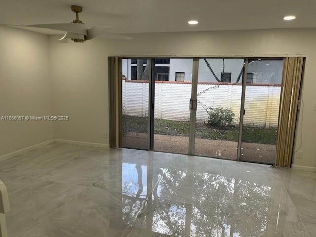 Foto del edificio - 8939 NW 23rd St