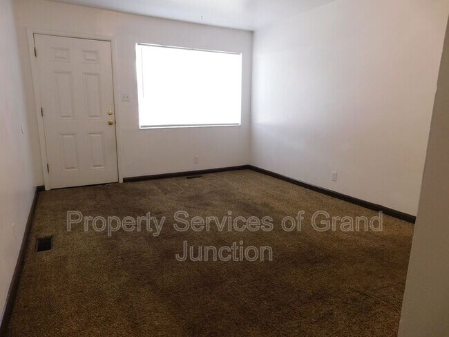 Foto del edificio - 1301 N 3rd St