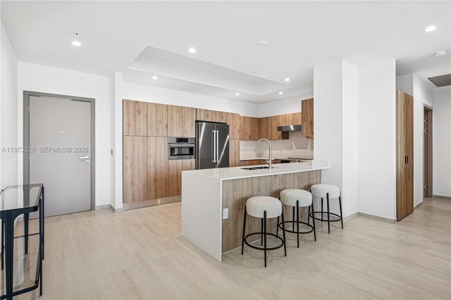 Foto del edificio - 10281 W Bay Harbor Dr