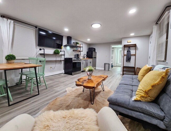 Photo - 46 Flint St Apartment