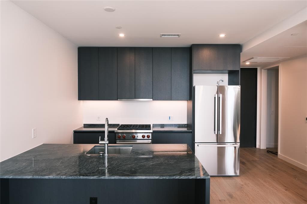 Foto principal - 610 Davis St