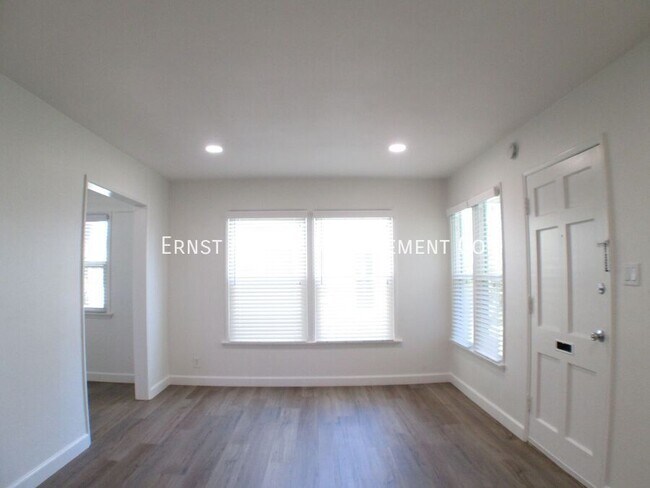 Foto del edificio - 4531 N Banner Dr