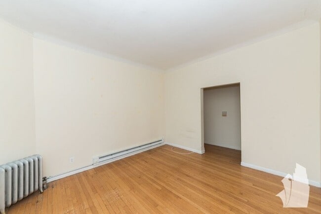 Foto del edificio - 923 W Waveland Ave