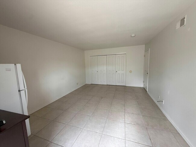 Foto del edificio - 4625 Karnes Rd