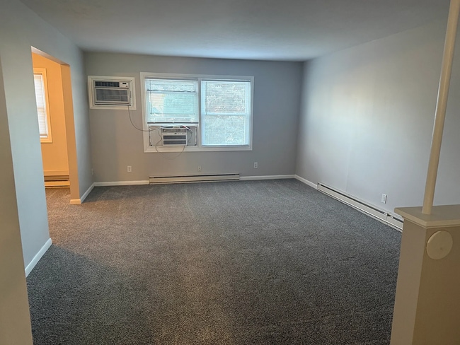 Building Photo - 5125 Marshall Dr