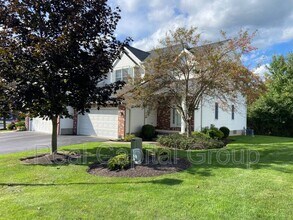 Building Photo - 71 Berwick Ln