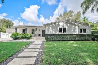 Building Photo - 1525 Mantua Ave