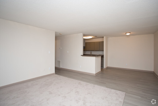 1BR, 1BA - 908 SF - Bridgewater At Mt. Zion