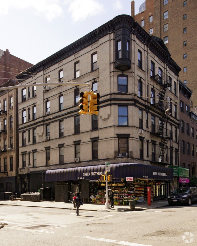 Primary Photo - 155 Avenue B